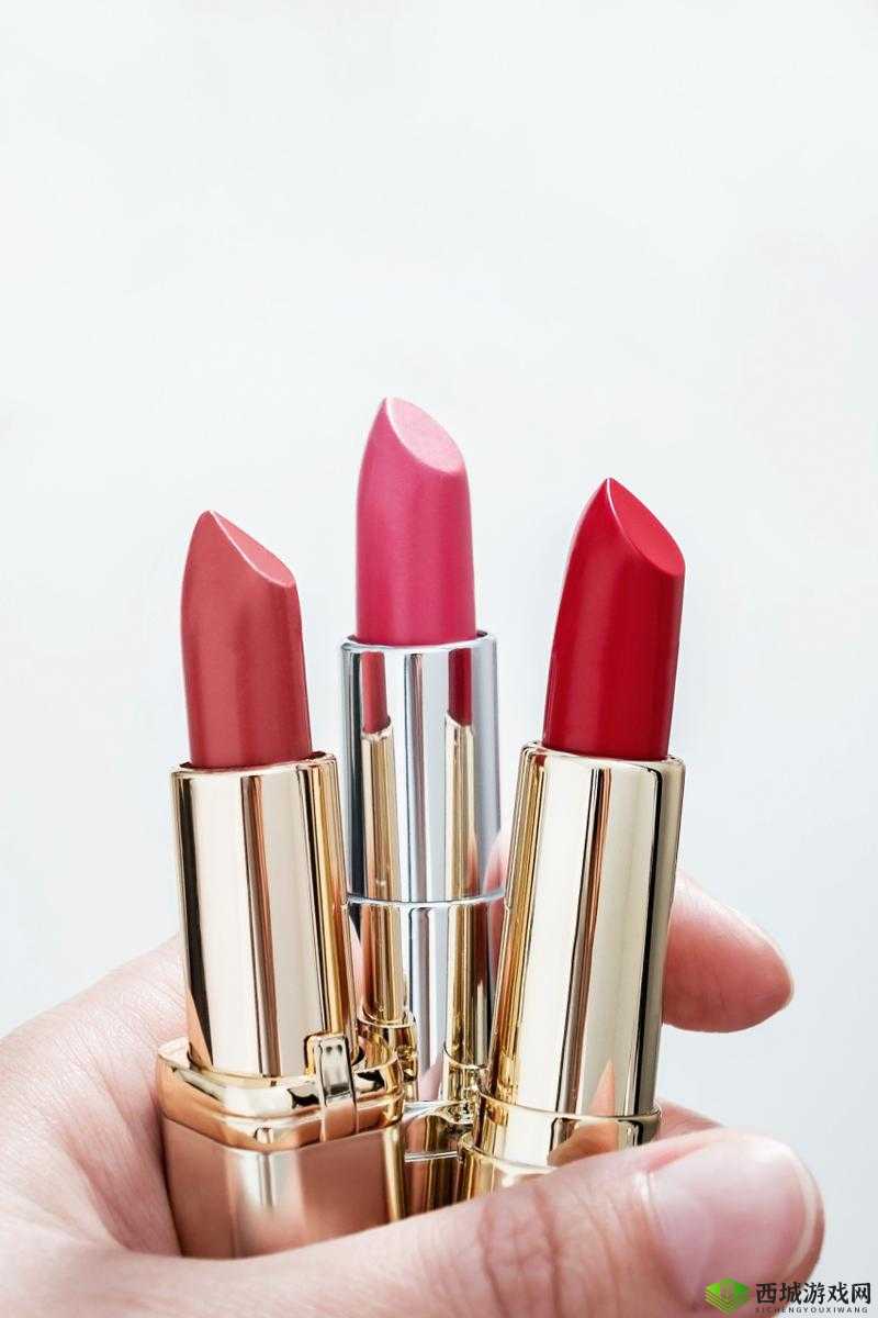 YSL 蜜桃色 1114:魅力无法抵挡