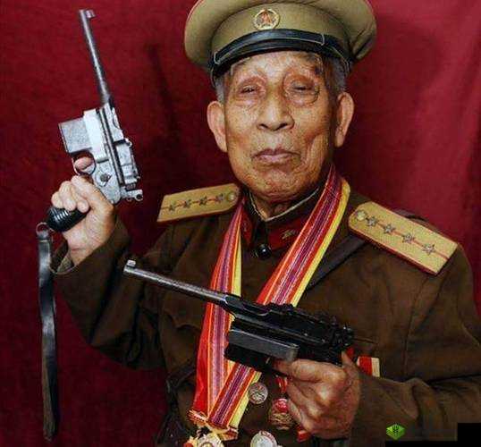 老翁真厉害不倒枪:神奇绝技令人惊叹