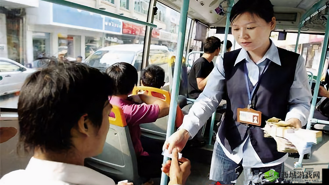 公交车售票员按尺寸大小 gh:售票员的特别之处
