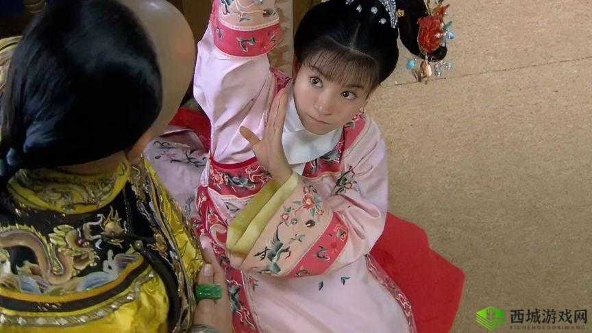 小燕子与乾隆在马上的奇妙故事