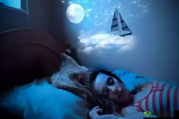 刚入睡感觉巨大的东西在动：梦境还是现实