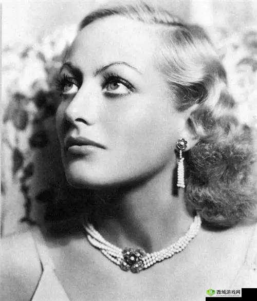 兰姨:噤若寒蝉,唯恐扰风