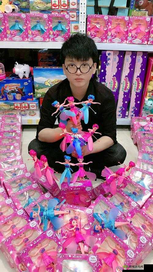 带小玩具逛街的感觉:新奇体验