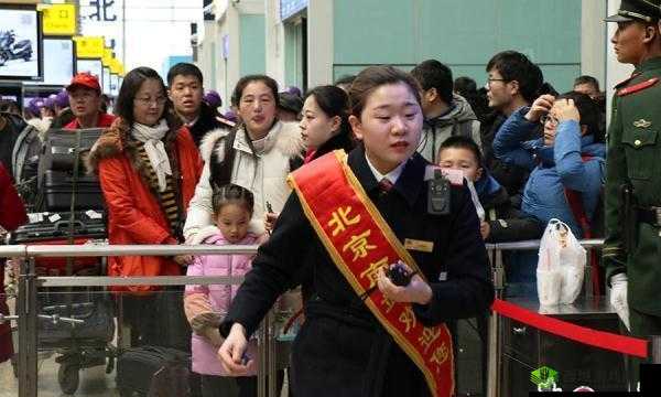 公交车检票员用 B 检票上车：提升效率保障秩序