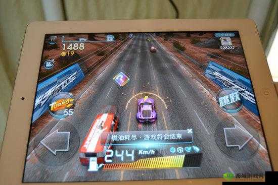 天天飞车:极速侧身超车的激爽体验