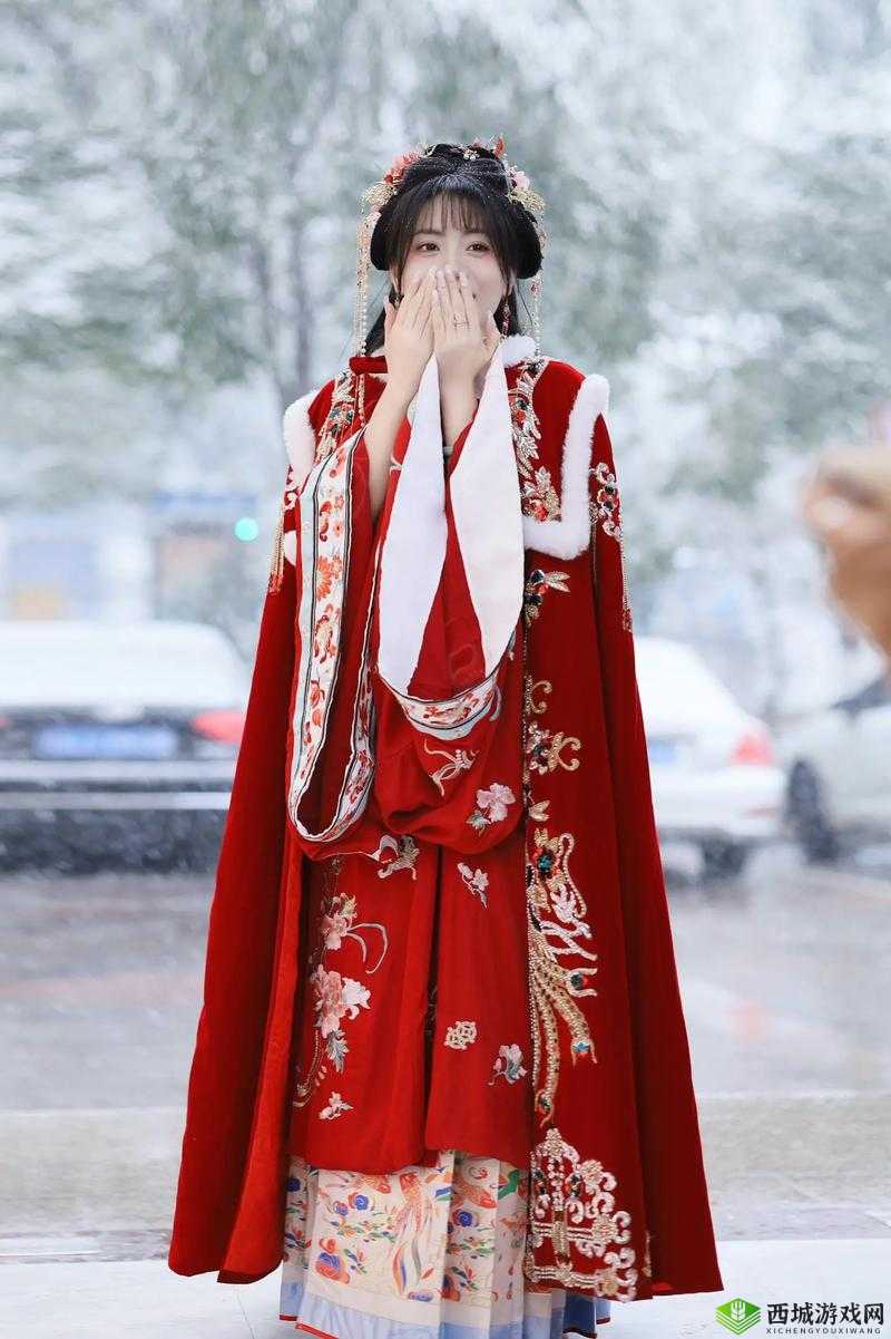 羞羞答答羽月希:纯真少女的羞涩之美