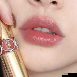 YSL 水蜜桃 86 棕榈口红：演绎温柔甜美风