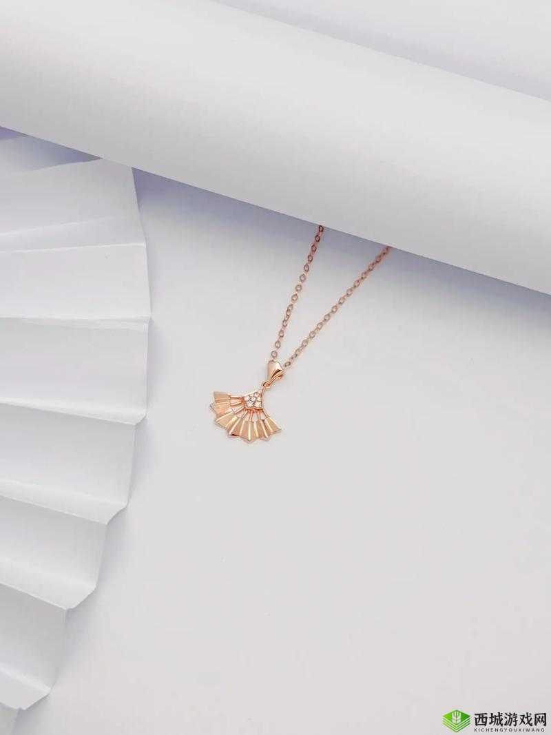 18K 金:材质与工艺的完美结合