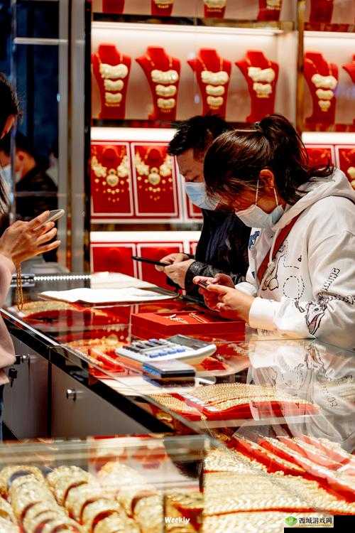 小扫货能么多叫出来公交车:这是什么情况