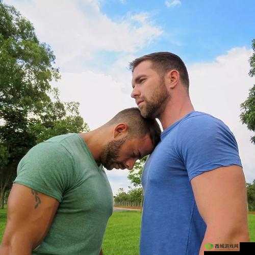 巴基斯坦男男 Gay 巨大粗 xX：探索不同文化中的性与爱