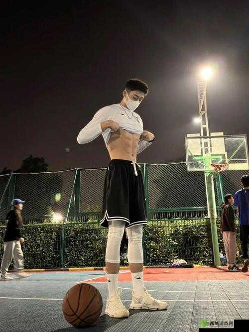 体育生翘臀公 0 被猛攻 Gay:被同性追求的痛苦与挣扎