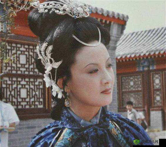 王熙凤贾宝玉轿中大战:激烈交锋的背后