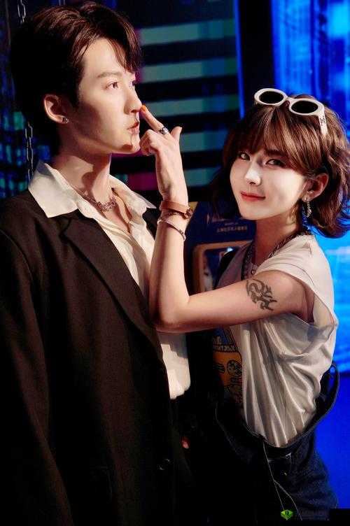 楼上楼下 1V2 粉丝见面会:近距离接触偶像的绝佳机会