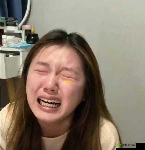 十七岁少女初次破苞:性行为后崩溃痛哭