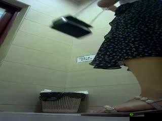 独家爆料海角大神之强奸邻居少妇 15：震惊蜜桃视频流出