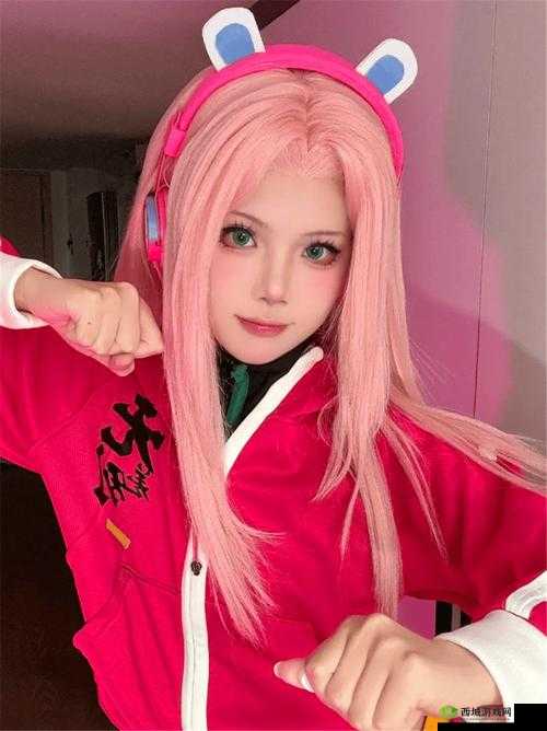 真人捅真人美女 HD 网页:真实刺激的视觉盛宴