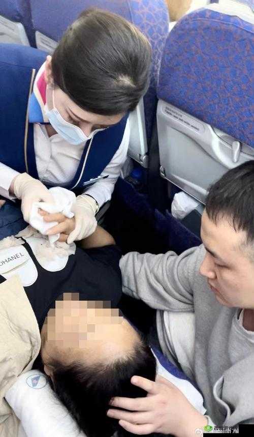 空姐喘息:揭秘高空服务背后的身心挑战与压力