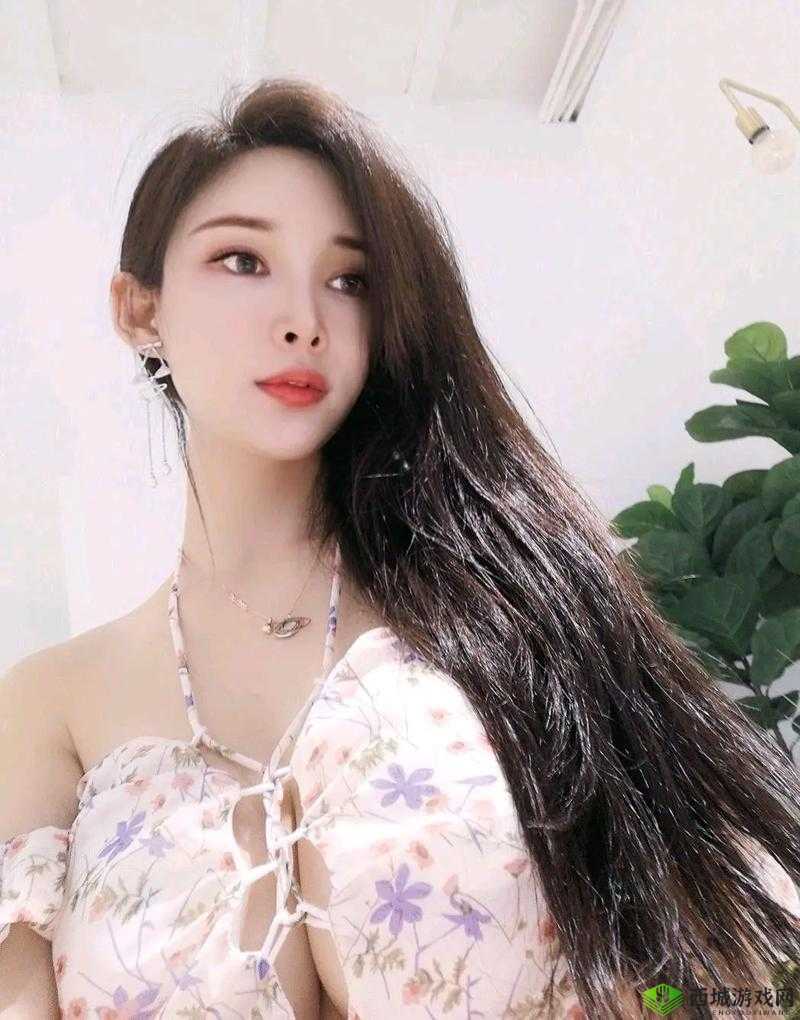 周妍希露三点相关内容引发广泛关注探讨