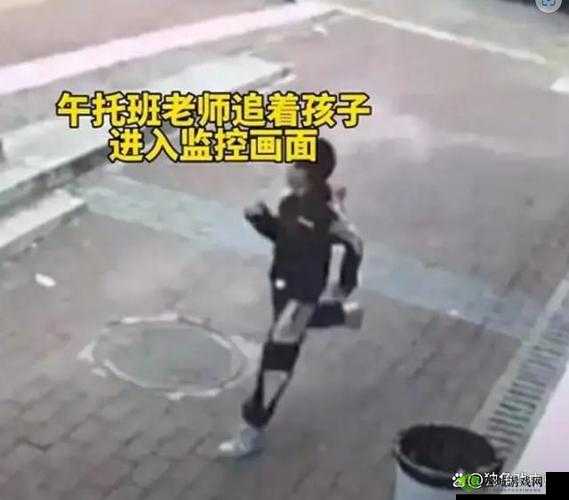 班里男生都扒我衣服视频：这是怎样令人震惊和愤怒的事件