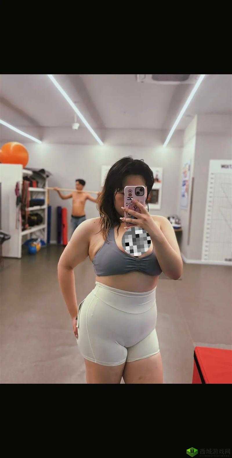 风流老太婆泬 BBWwBBww:探索年龄与魅力的界限