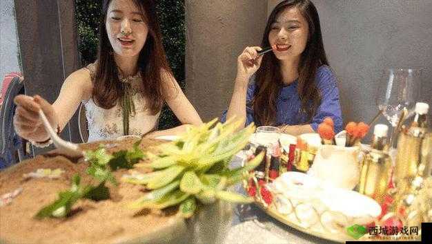 丈夫出差,妻子邀请闺蜜来家吃饭,饭后竟被闺蜜侵犯