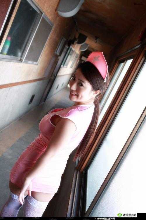 日本爆乳护士 XXXⅩⅩ18:揭秘她的神秘面纱