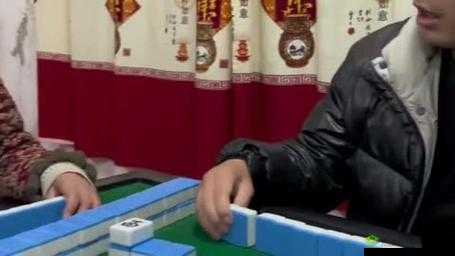 一有空就去打牌的男人:如此放纵的娱乐方式令人担忧