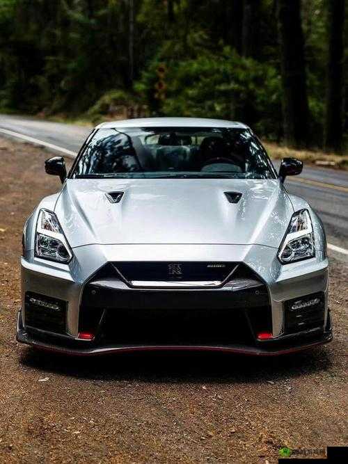 日产 GTR 的情怀大片:速度与激情的永恒传奇