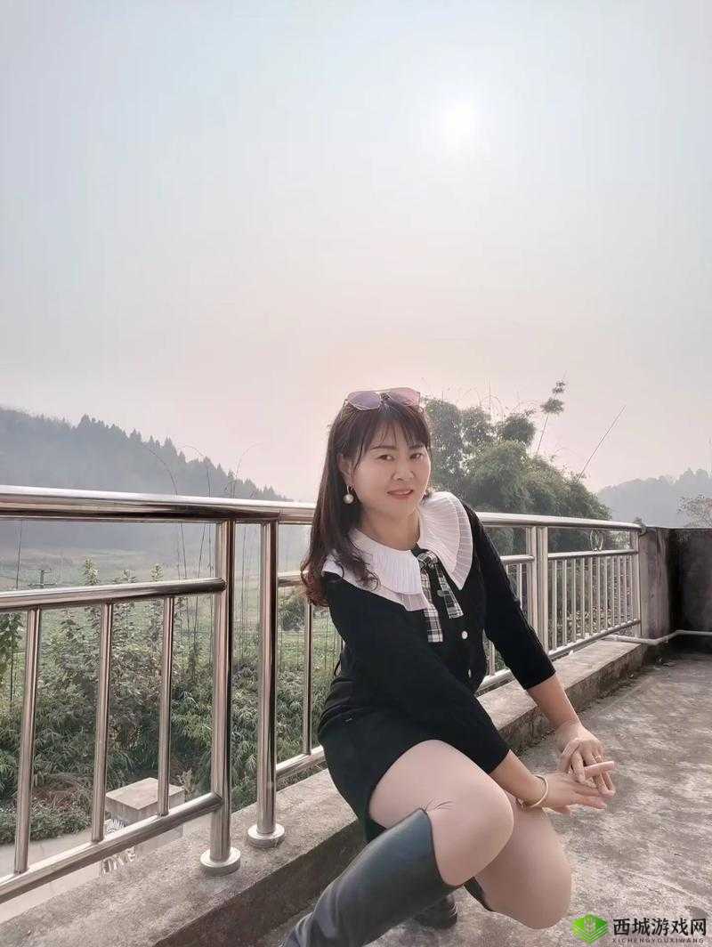 四川小少妇 BBAABBAA 的私密生活大揭秘:她为何如此受欢迎?