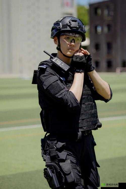 特警 X 老师高 H:用热血与担当书写不凡篇章