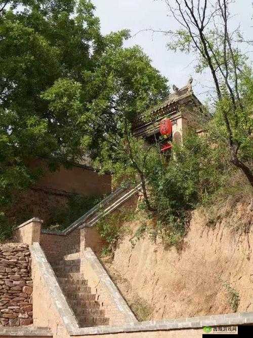 一前一后三个人过程怎么写:探索奇妙的三人行模式