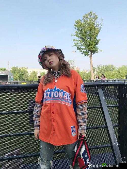 18 岁女 RAPPER 仙踪林 2020：以独特风格诠释音乐魅力