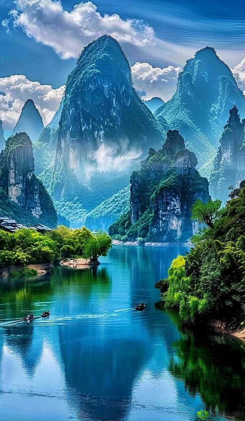 水色融和唇齿间的梦幻交融