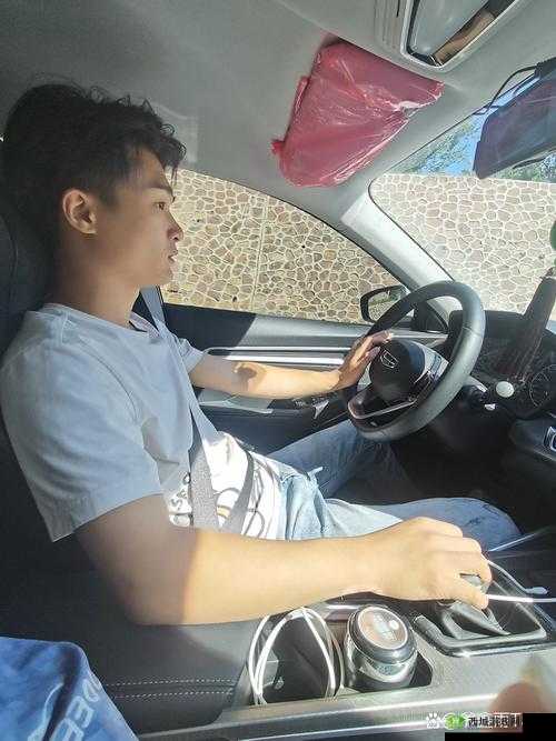 妽妽的第一次好紧视频揭秘:真实体验与感受分享,网友热议不断