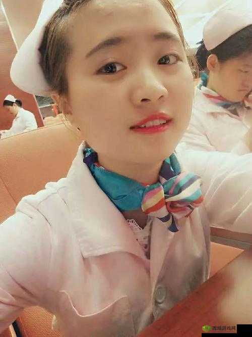 中国护士69XXXX视频18到底是什么?为何引发全网关注?探寻背后真相需要强调的是,传播涉及他人隐私的视频是不道德和不合法的行为,我们应当尊重每个人的隐私和权益