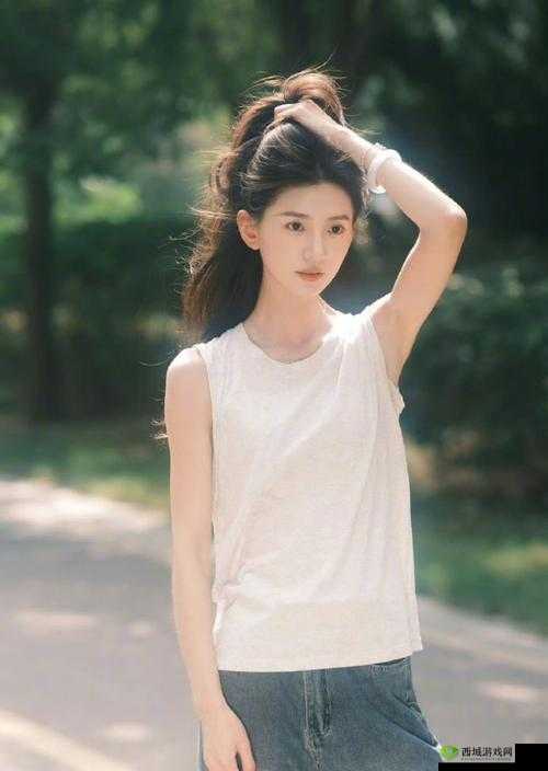 张婉莹暑假作业曝光：清纯可爱还是性感撩人？