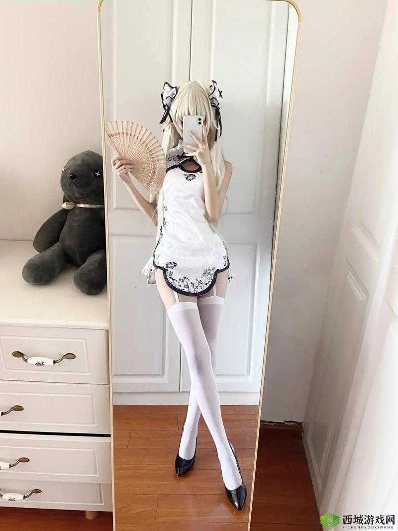 18JK 白丝旗袍爆乳流白浆,这也太顶了吧