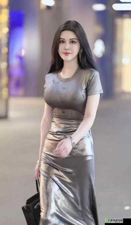 揭秘四川美女的独特魅力:为何她们总能成为众人瞩目的焦点?