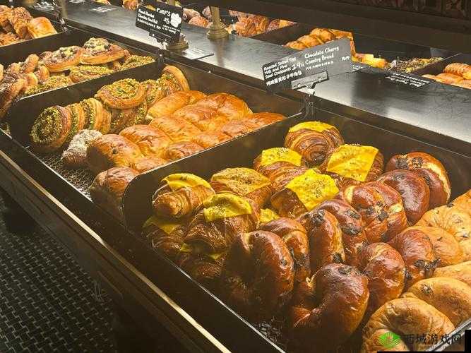 黄油是一种食品,通常用于涂抹面包或烹饪中然而,在某些情况下,黄油也可能被用于其他目的,例如在某些类型的艺术或手工艺中此外,黄油也可能是一个品牌名称或产品名称如果你能提供更多关于黄油的背景信息,我将能够提供更准确的回答