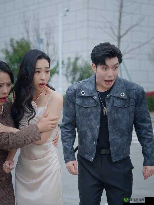 爱与恨的极限碰撞!美女❌得爽叫男女得更猛的绝境邂逅